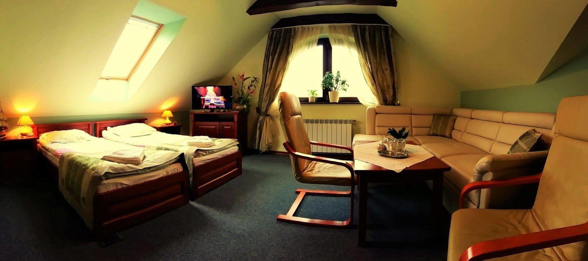 Hotel Spinaker 웨바 외부 사진